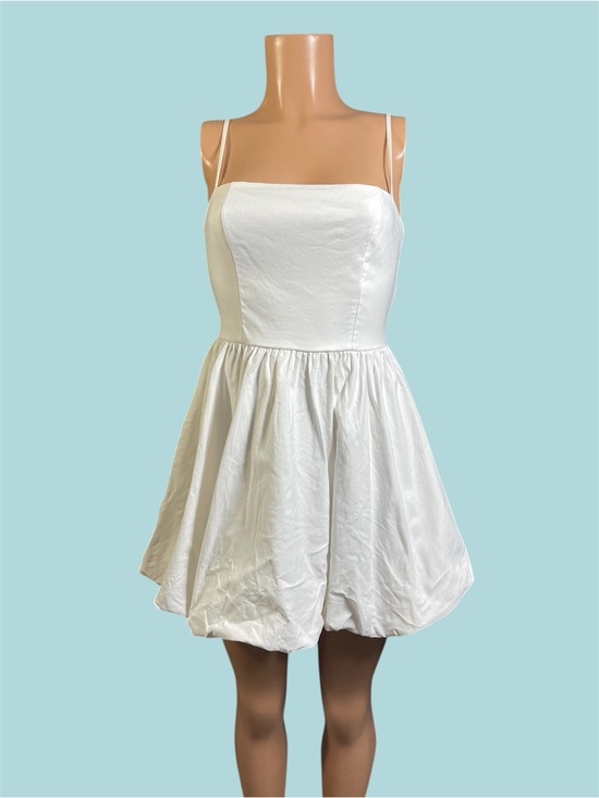 Hallelu Dresses & Skirts - Hallelu Bubble Hem Mini White Dress